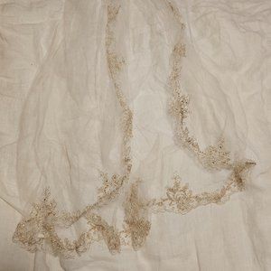 Short veil with gold and beaded trim